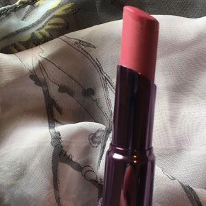 Urban decay lipstick in Lady Sheerflower